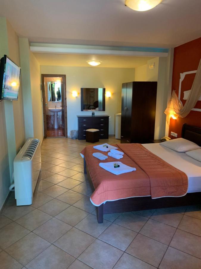 Giannis & Foteini Hotel Afytos Ngoại thất bức ảnh
