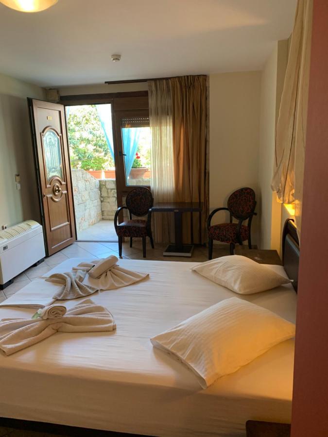 Giannis & Foteini Hotel Afytos Ngoại thất bức ảnh