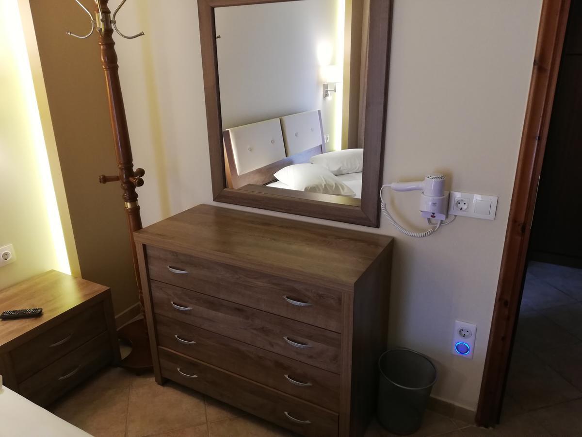 Giannis & Foteini Hotel Afytos Ngoại thất bức ảnh